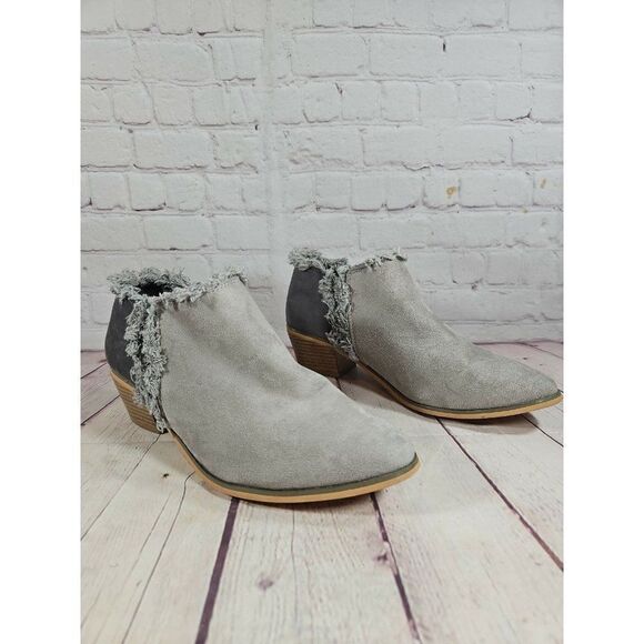 Journee Collection Maxie Frindge Ankle Bootie Faix Suede Women's Size 9 - Picture 4 of 8